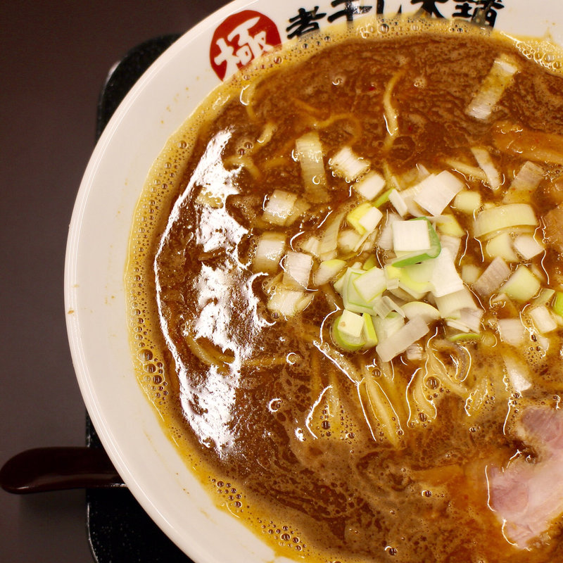辛煮干し豚骨ラーメン(二代目 極煮干し本舗 すすきの店)