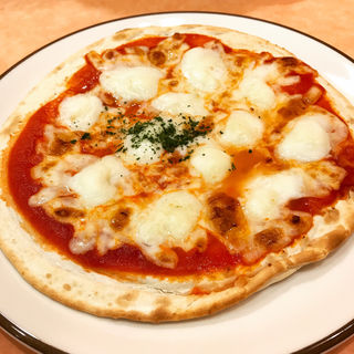 バッファローモッツァレラのピザ
