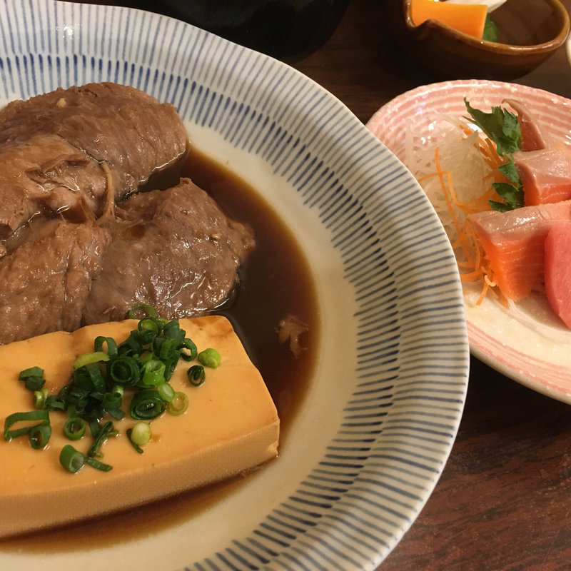 マグロホホ煮付け定食+刺身(かとう )