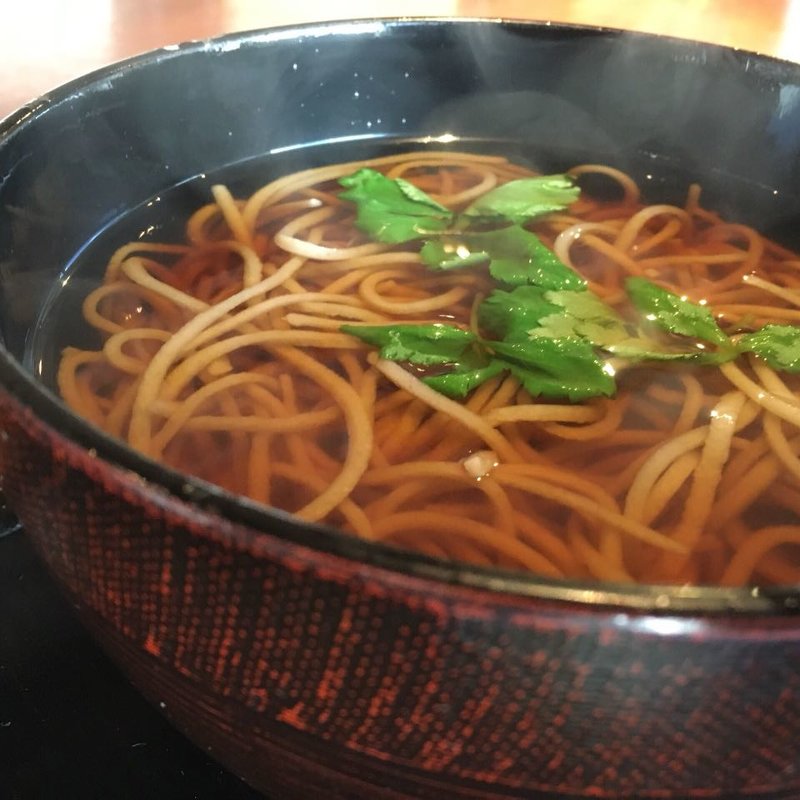 かけそば(しちせ ２号店)