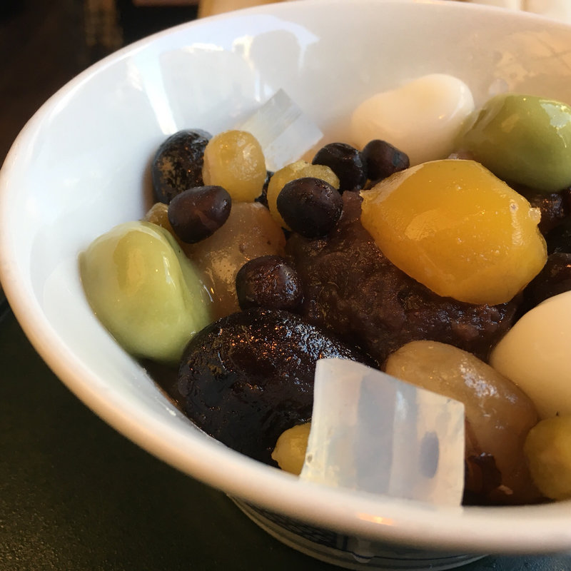 鹿乃子あんみつ（つぶし餡）(（有）鹿乃子　本店)