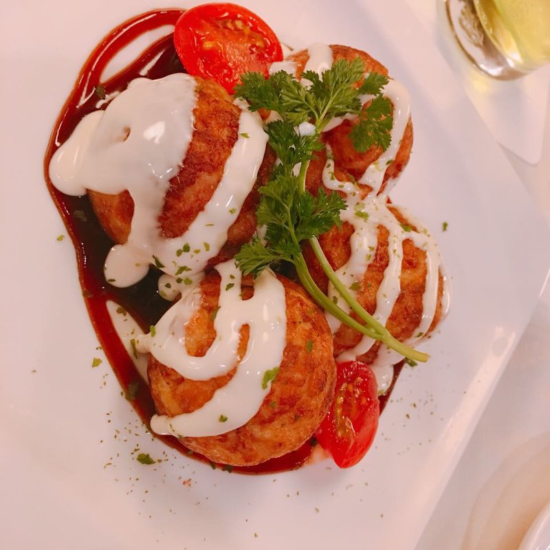 チーズたこ焼き(くれおーる 法善寺前本通り店 )