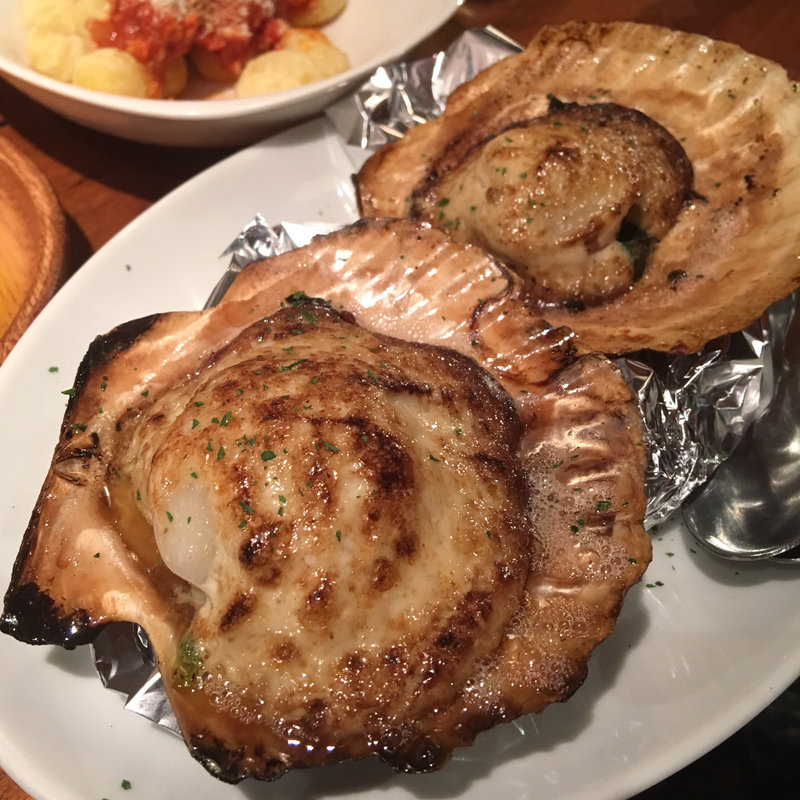 ホタテの蟹味噌焼き(スペイン食堂MARU。 )