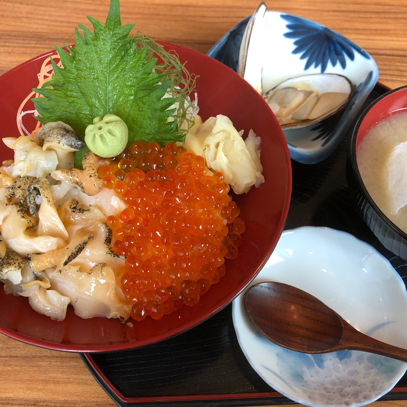 つぶいくら丼(女郎花)