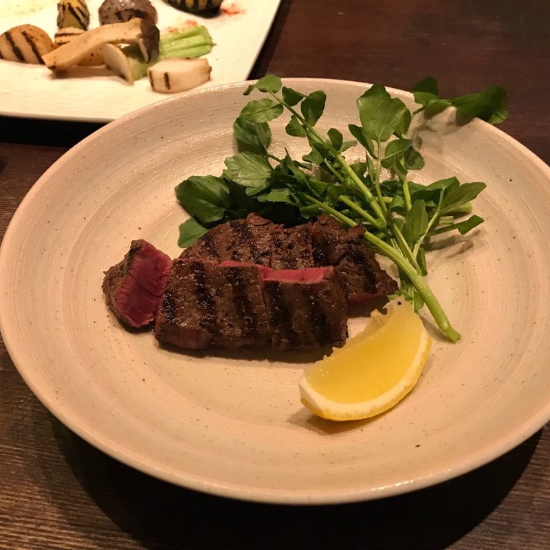 牛ステーキ(チャーコールダイニングキズナ （Charcoal Dining 927）)