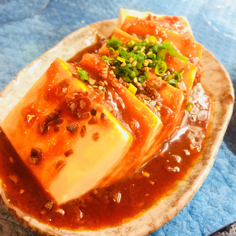 スタミナ冷奴(もつ焼 煮込み ヤリキ 上野総本店)