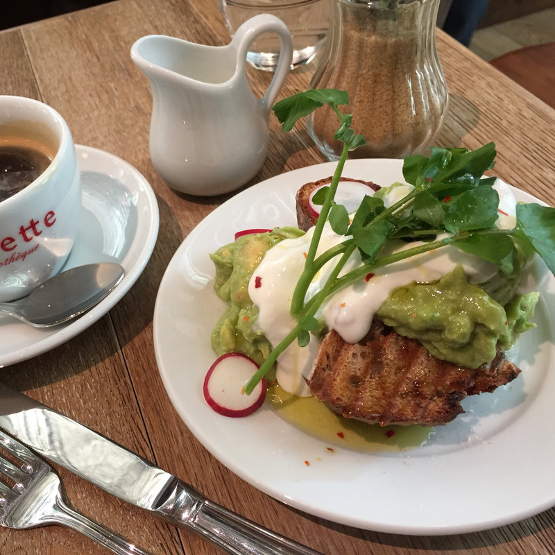 アボカドトースト(Buvette（ブヴェット）)