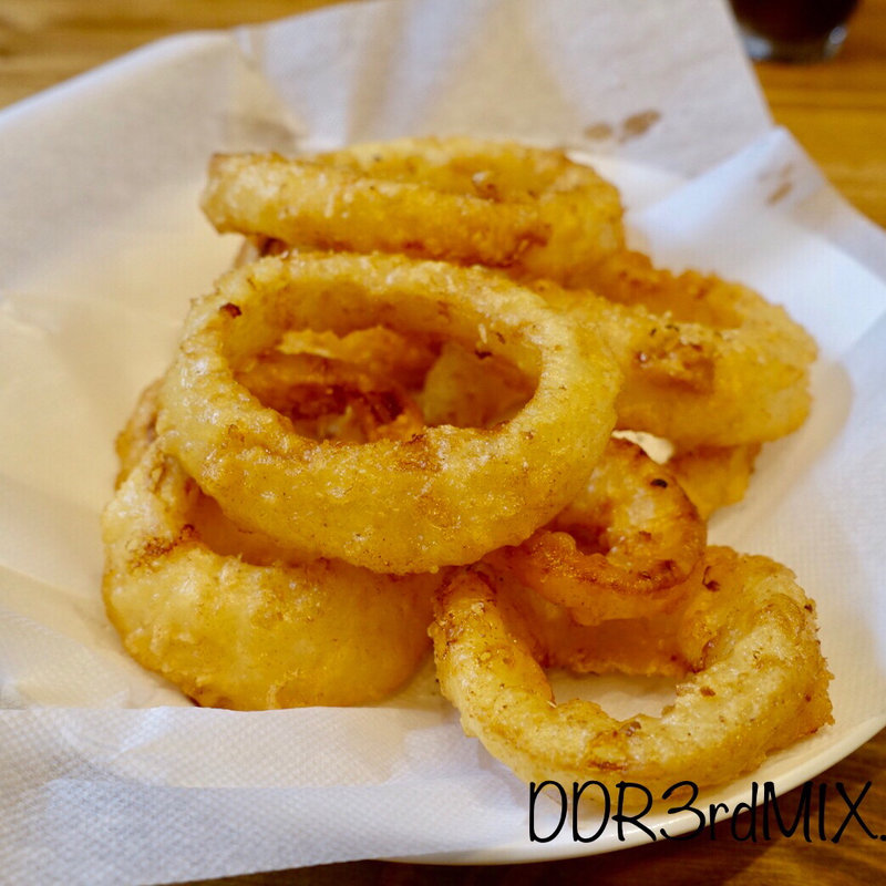 サクっと揚がったオニオンリング(ザグッドベアーバーガー 貝沢本店 )