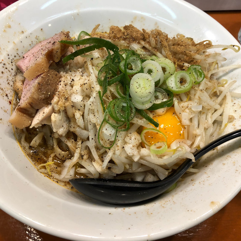背脂油そば(麺者屋 ちくわ)