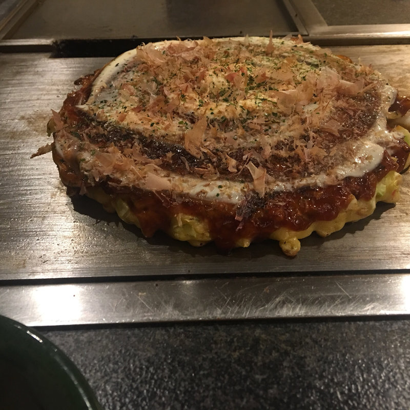 イカ玉焼きモダン焼き(お好み焼き ひろかずや 東通り店)