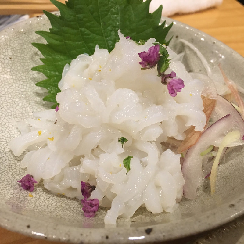 ＂北海道＂活！生タコ刺(糧亭 銀座魚勝)