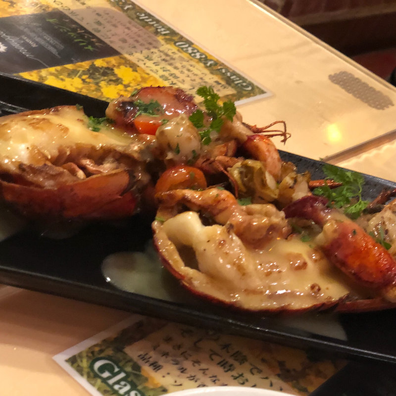 オマール海老の丸ごと1匹ロースト(俺のイタリアン YAESU （ヤエス）)