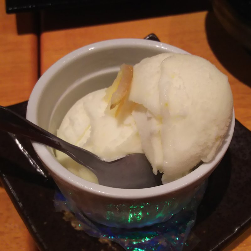 柚子風味シャーベット(地鶏と個室 あきら 川崎本店)