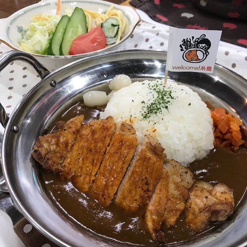 糸島豚のトンテキカレー(まんまる食堂 )