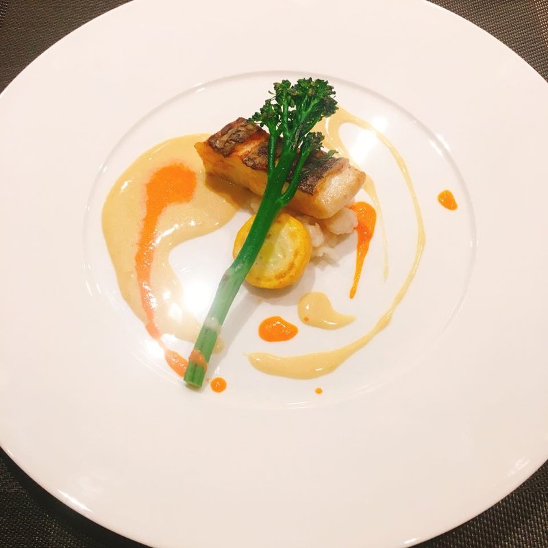 白身魚のソテー(銀座 響 boeuf)