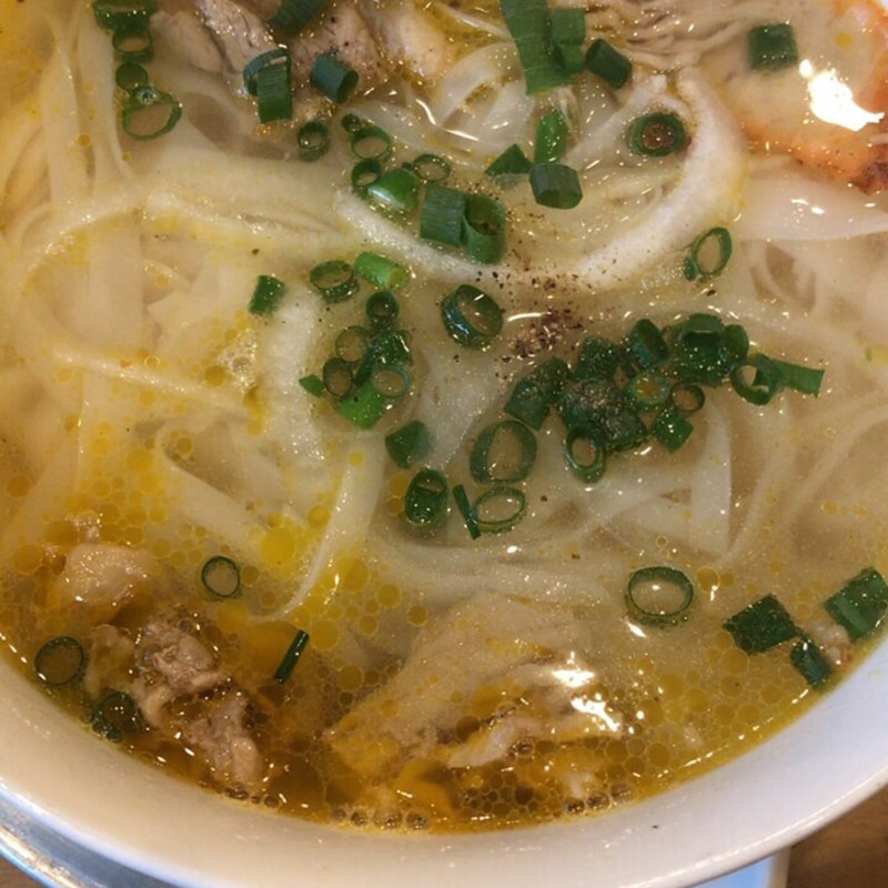 牛辛麺(ベトナム料理 牛辛麺酒場)
