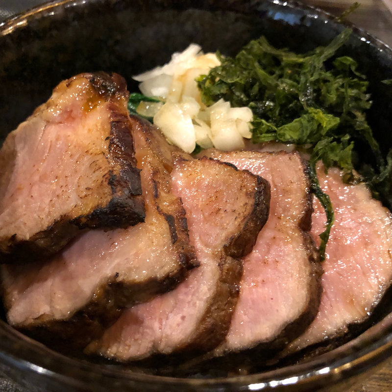 チャーシュー丼(丿貫)