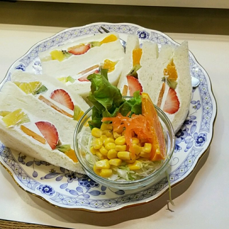 フルーツサンドセット(珈琲 冨士男 )