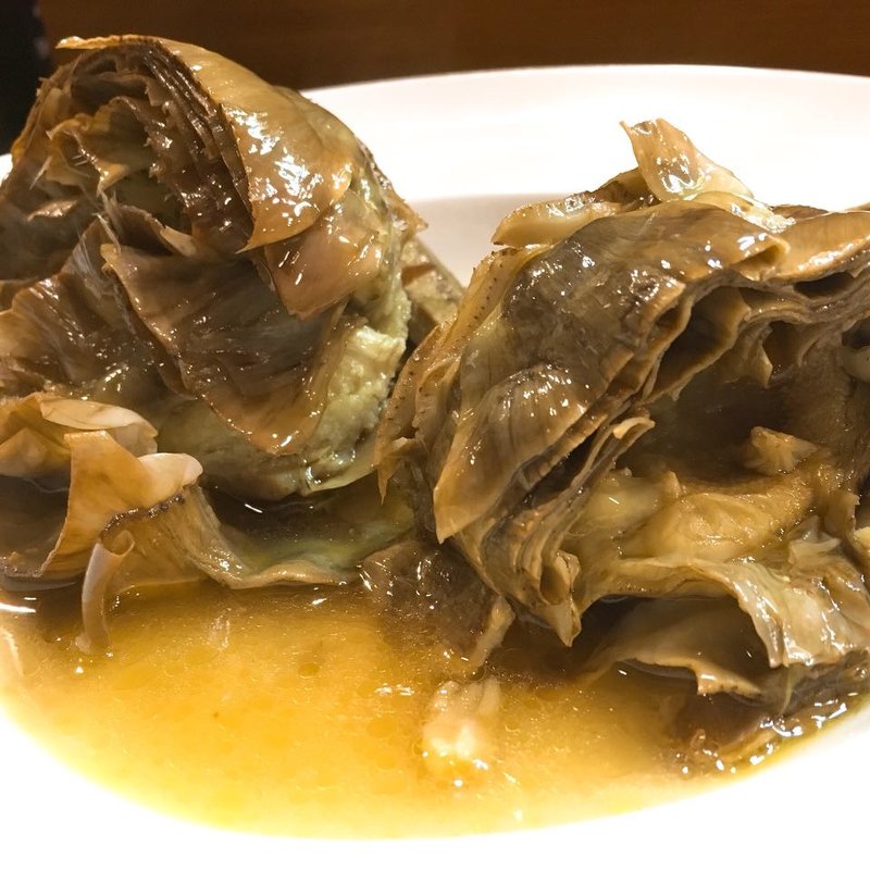 アーティチョークのオイル蒸し(メゼババ )