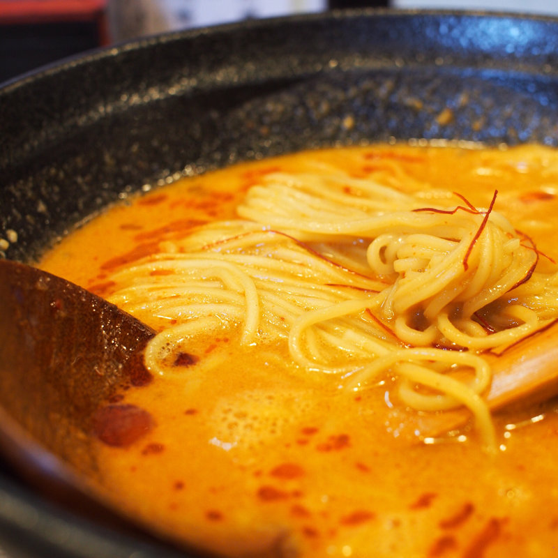 白胡麻坦々麺(プレーン)(麺や 蓮と凜 （メンヤ レントリン）)
