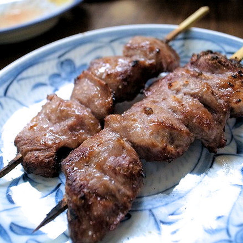 カシラ(ホルモン屋 （ほるもんや）)