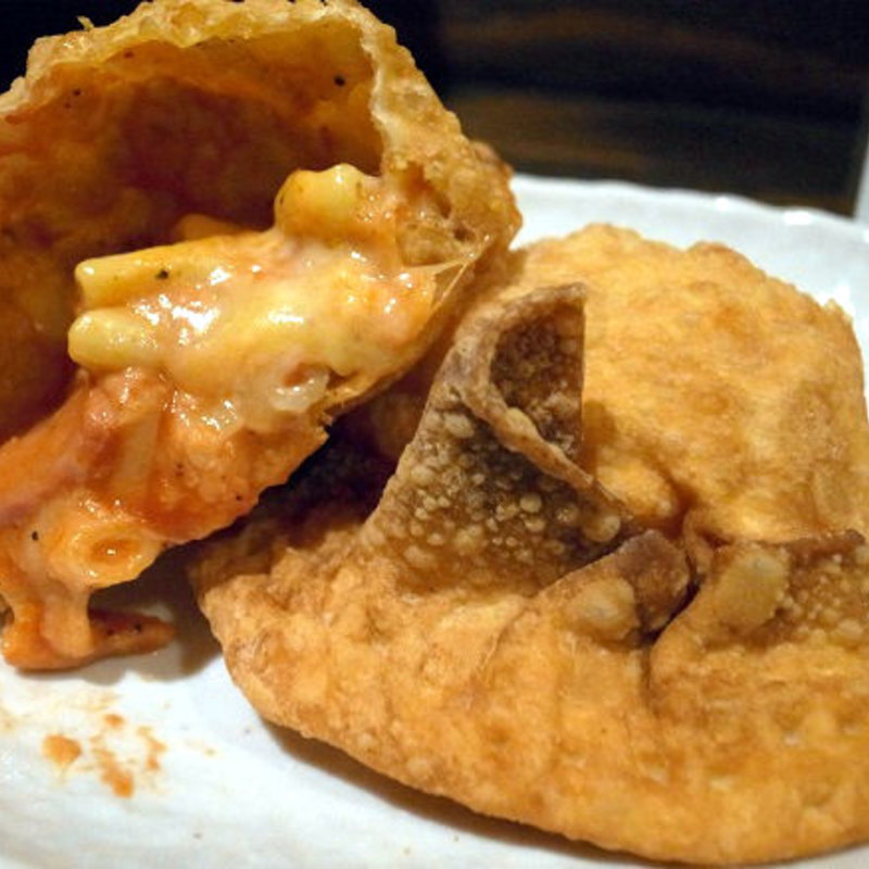 ピザ風揚げ(ブージヤ （Bhuj-ya）)