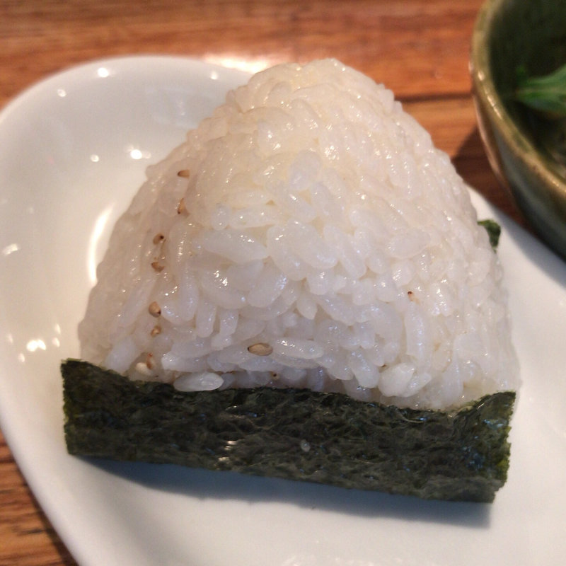 サービスおにぎり(鮎ラーメン 二子玉川店 （あゆらーめん）)