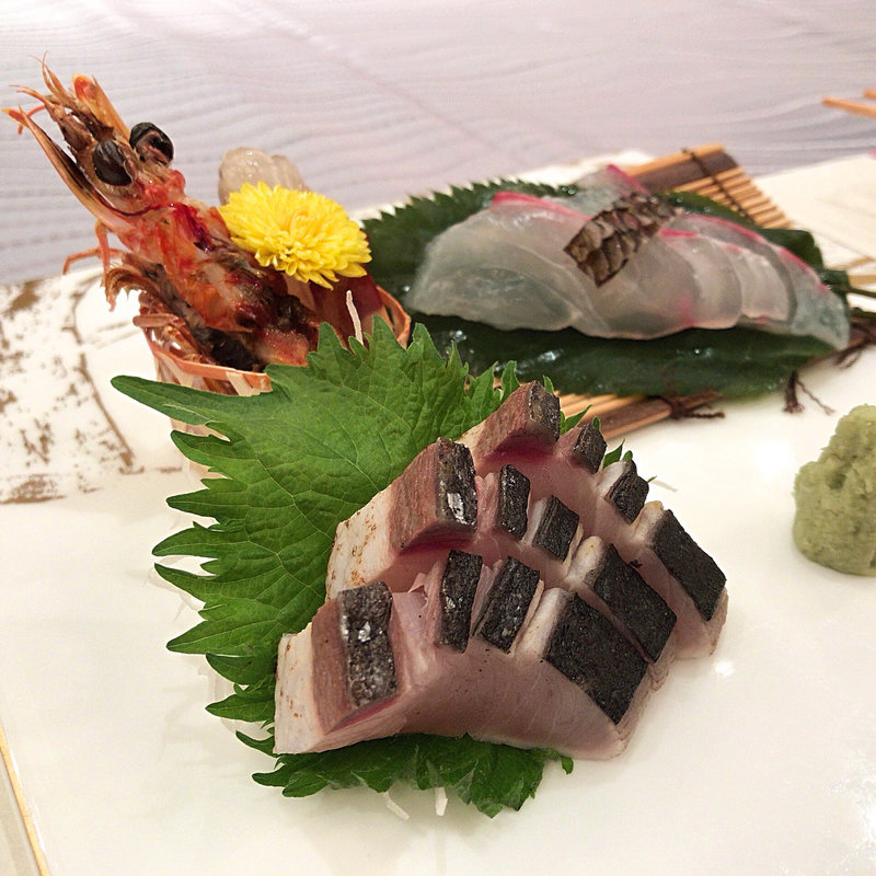 〈造り〉(遠石会館 )