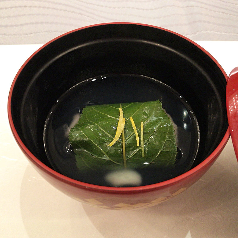 〈凌ぎ〉(遠石会館 )