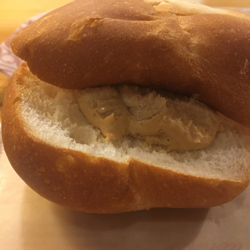 黒みつきな粉クリームサンド(かせやCAFE （カセヤカフェ）)