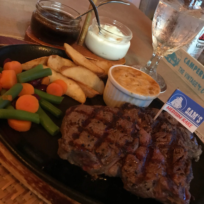 リブロースステーキ(サムズ カフェ )