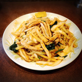 肉細切り焼きそば(鶏舎 （チイシャ）)