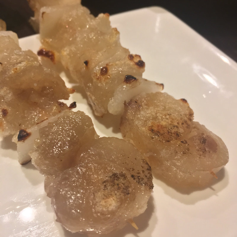 スジ(皮焼焼鳥 サンバ)