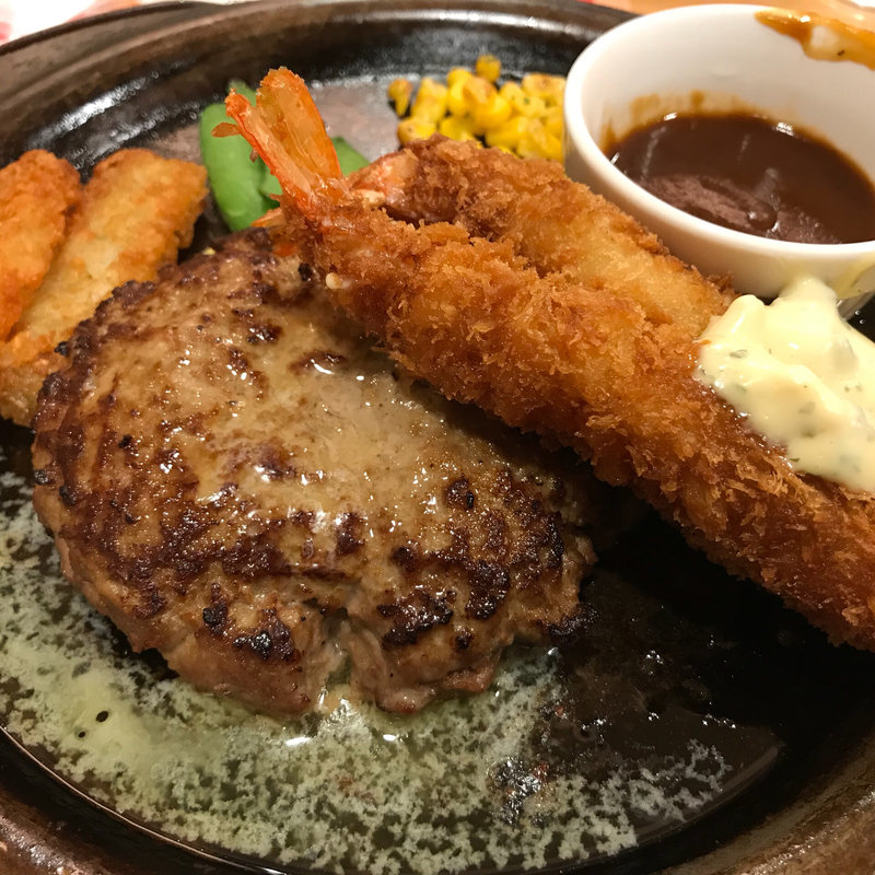 デラックスジューシービーフハンバーグ&海老フライ(ガスト 京都宝ヶ池店 )