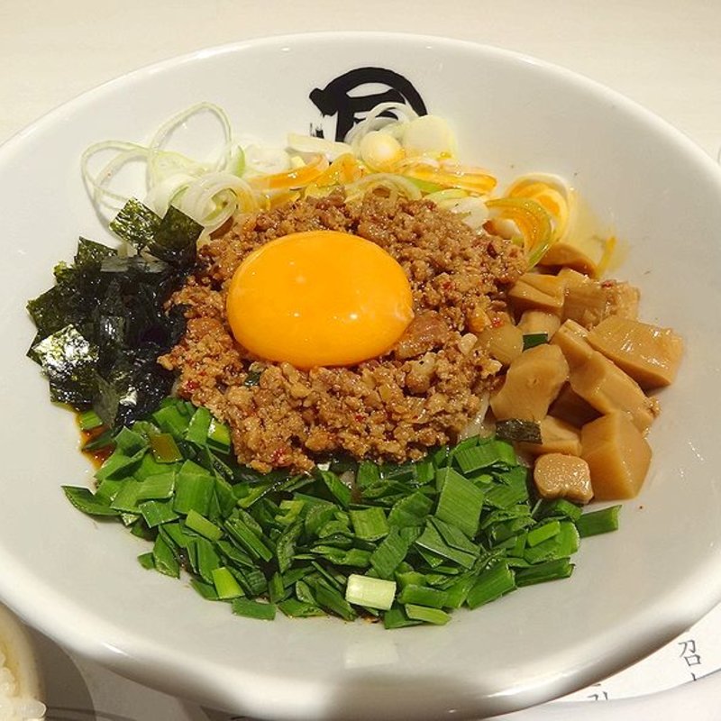 台湾まぜそば(麺や マルショウ 阪急三番街店)