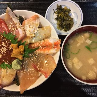 海鮮丼(おきよ食堂)