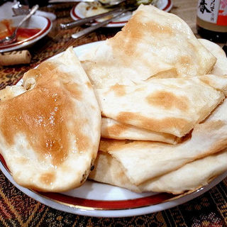 プレーンナン(パキスタン・インド料理 シャージ)