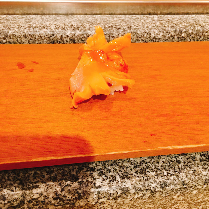 赤貝の握り(末廣鮨)