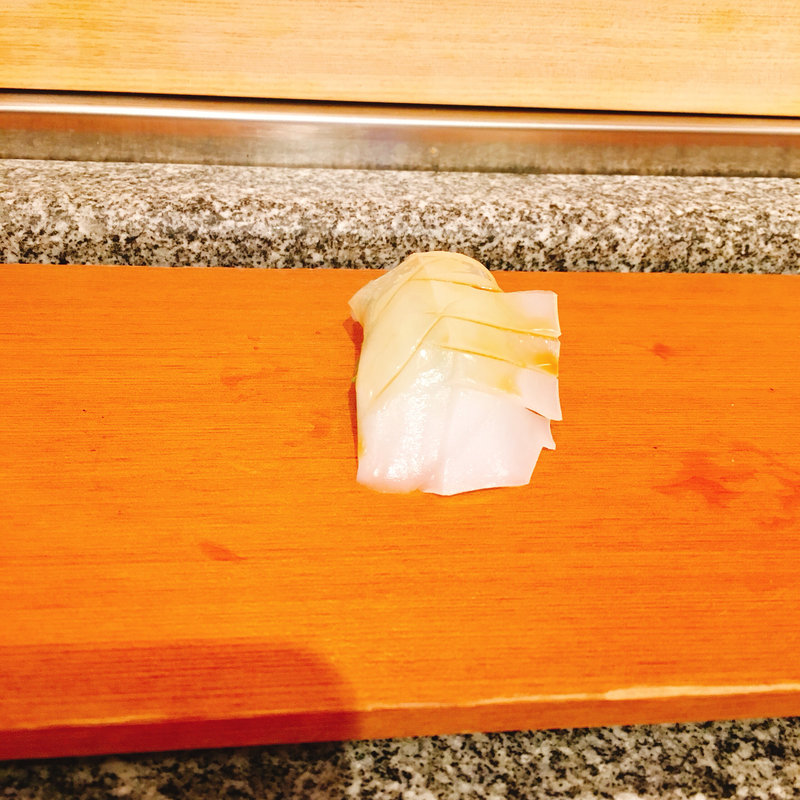 アオリイカの握り(末廣鮨)