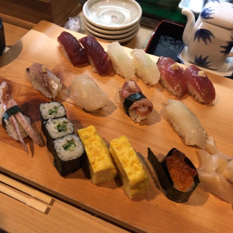 握りすし定食1.5人前(東銀座 江戸銀 )