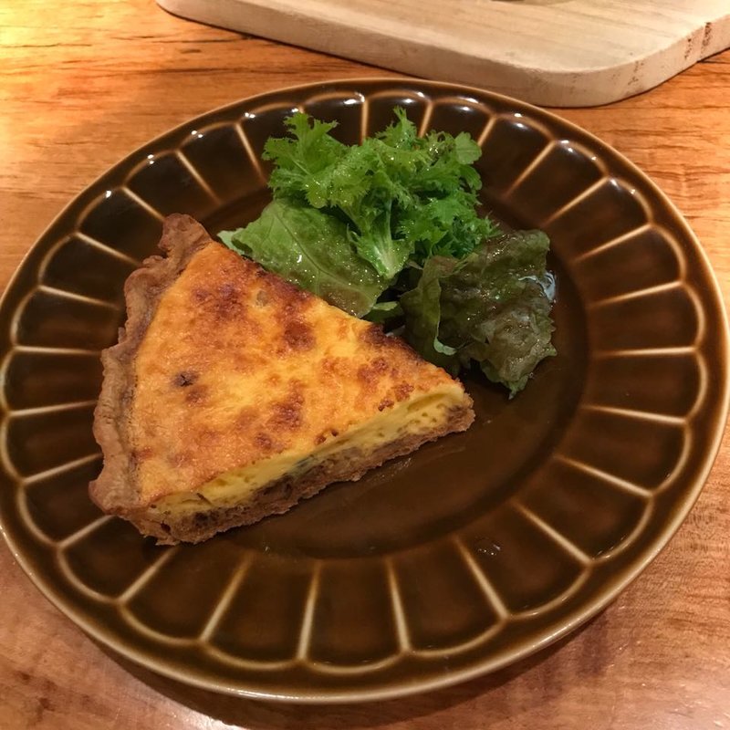 ズワイガニのキッシュ(ワイン食堂o'bo （オボ）)