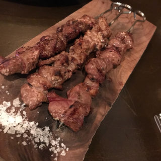 極上ラム串3種セット(今宵、成田で世界の肉料理とごほうびワインを)