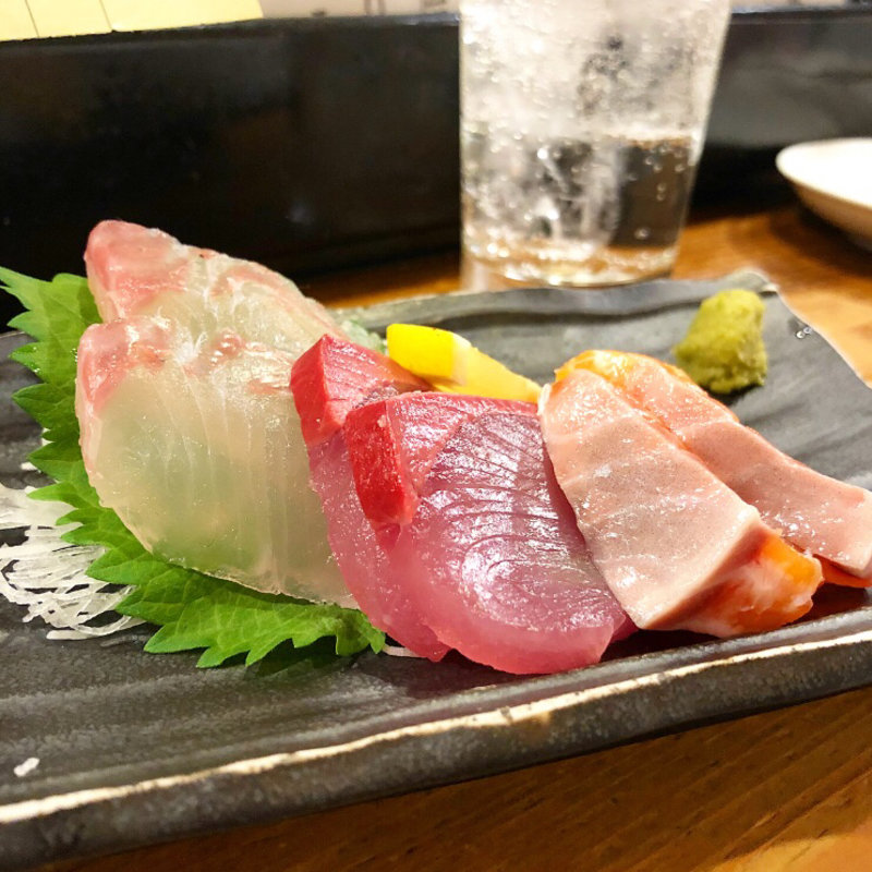 刺身盛り合わせ2人前(酒場 やまと)