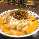 坦々麺ランチ(重慶飯店 GIFT & DELI )
