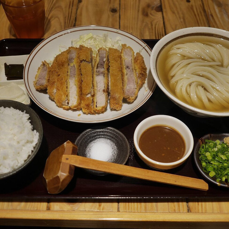 豚カツセット(純愛うどん なでしこ 原点 )