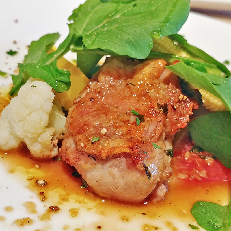 大山鶏のオーブン焼き シェリービネガーソース(PICCOLA MONTAGNA)
