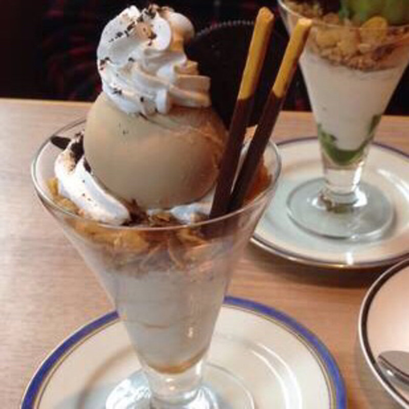 ロイヤルミルクティパフェ(からふね屋珈琲 高槻店)