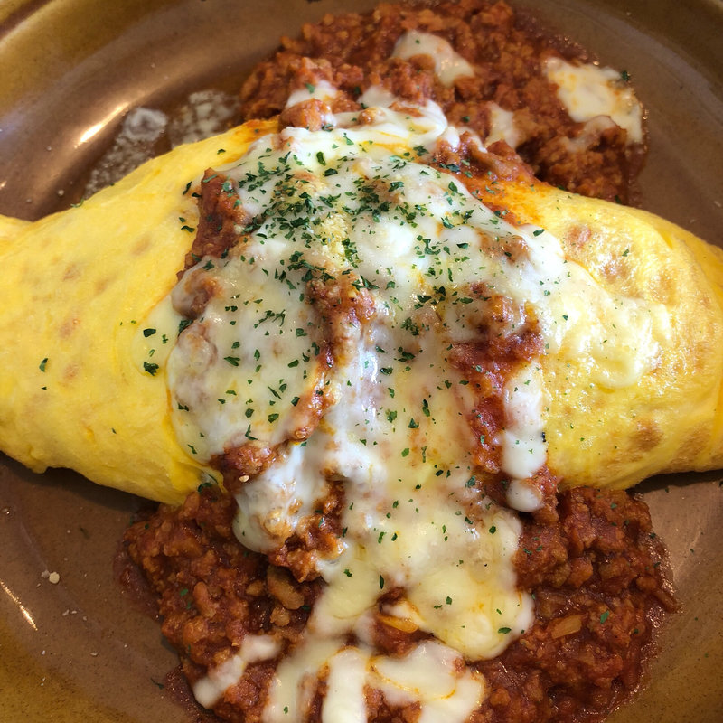 キーマカレーとチーズのオムライス(ジェットキッチン （JET KITCHEN）)