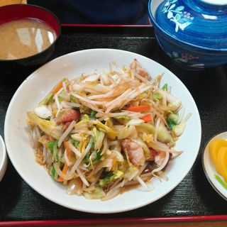 野菜炒め定食(太陽食堂 )