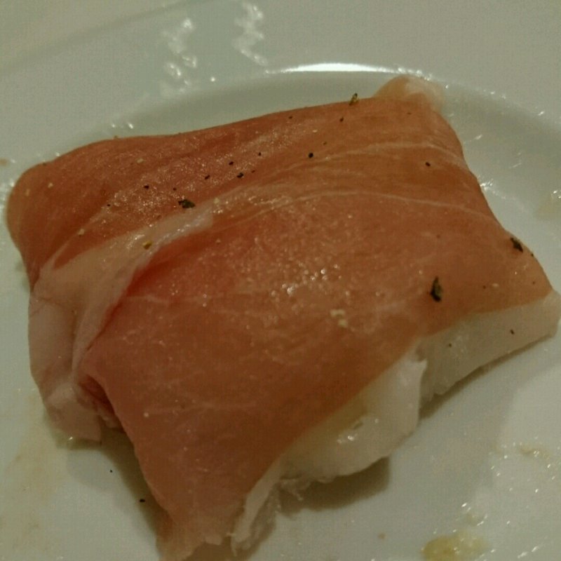 揚げピザの生ハム巻(チーロ)